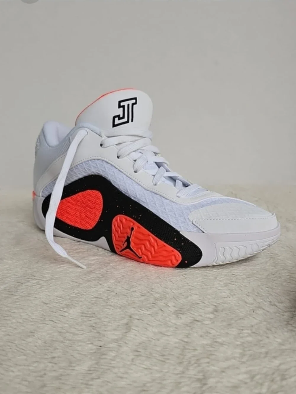 NWOB Jordan Tatum 2 Basketball Shoes White Black Red Men's Size 8.5 FJ6457-106